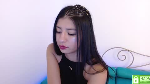 Dulce  online show from January 4, 1:10 pm