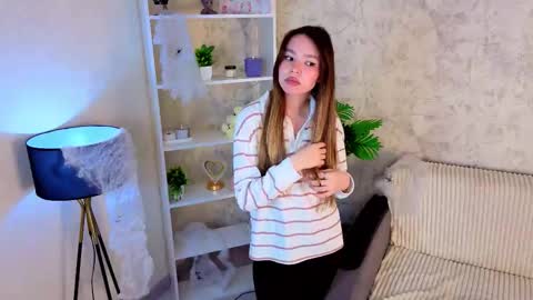 Lanna online show from November 4, 4:12 pm