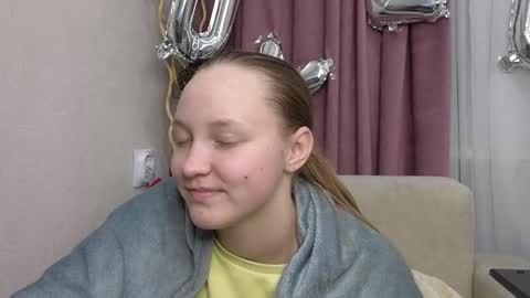 Jenny online show from February 13, 8:43 pm