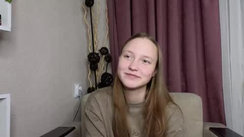 Jenny online show from December 18, 8:35 pm