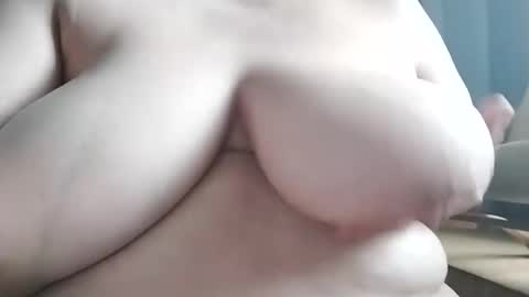 dziubasek38 online show from March 25, 5:54 am