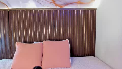 Call me Sofia online show from February 20, 7:26 pm