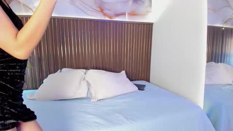 Call me Sofia online show from February 4, 8:12 pm