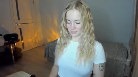 fansly - yourbestbaby online show from April 5, 4:33 am