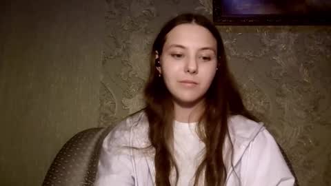 Yuni online show from March 17, 4:55 pm