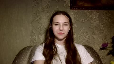 Yuni online show from April 6, 4:41 pm