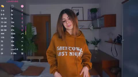 Emma online show from November 25, 7:10 am