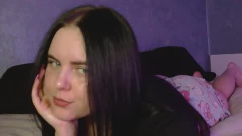 Bella online show from October 30, 6:53 pm