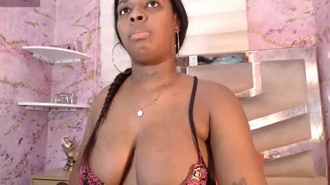 Snapshot of ebonnyhotvip chatting on February 21, 12:06 pm ebonnyhotvip online show from February 21, 12:06 pm