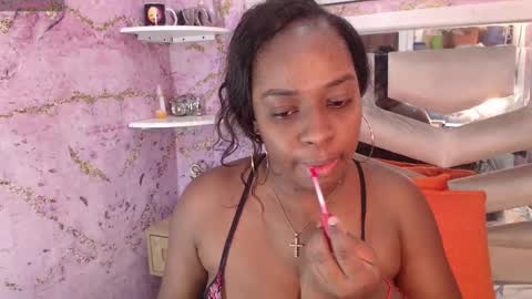 Snapshot of ebonnyhotvip chatting on October 25, 11:18 am ebonnyhotvip online show from October 25, 11:18 am