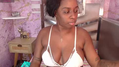 Snapshot of ebonnyhotvip chatting on October 29, 7:38 pm ebonnyhotvip online show from October 29, 7:38 pm