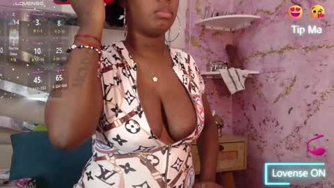 Snapshot of ebonnyhotvip chatting on March 7, 12:01 pm ebonnyhotvip online show from March 7, 12:01 pm