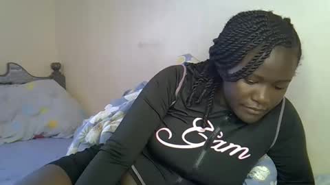 Queen online show from December 2, 10:17 am