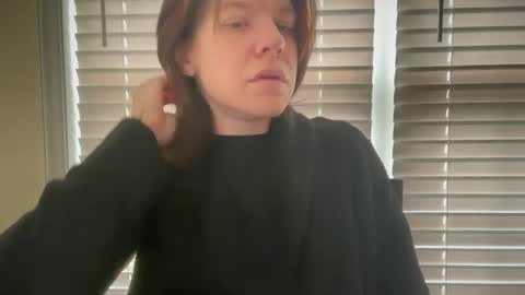 americnbarbie online show from February 5, 1:54 pm
