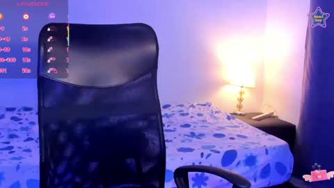 ebony__queen2 online show from May 18, 7:53 pm