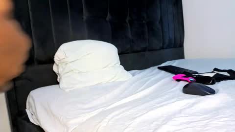 Arya online show from November 25, 4:03 am