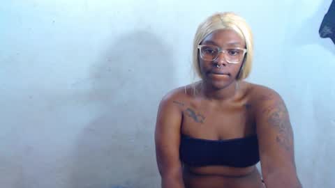 chayna smith online show from December 22, 7:31 pm