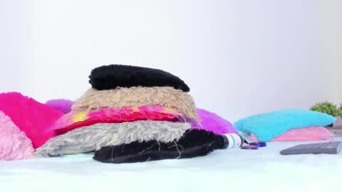 ebony_cute9 online show from February 5, 8:12 pm