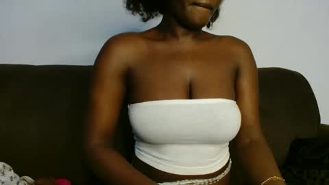 Snapshot of ebony_ghoddes chatting on October 29, 4:20 pm ebony online show from October 29, 4:20 pm