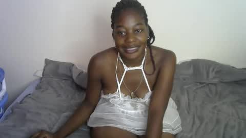 ebony merry online show from November 24, 6:15 am
