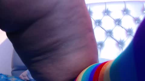 Snapshot of ebony_neighbormoans chatting on September 27, 4:30 am LINA  online show from September 27, 4:30 am