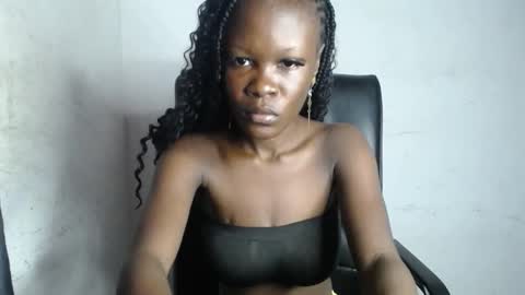 Lilly online show from March 23, 9:32 pm