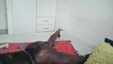 ebony_sisie online show from March 22, 9:48 am