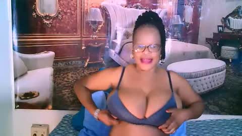 ebonyblooom69 online show from September 20, 7:17 am