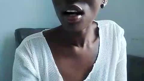 Snapshot of ebonycandymelani chatting on January 25, 9:36 am Ebony Melanie online show from January 25, 9:36 am