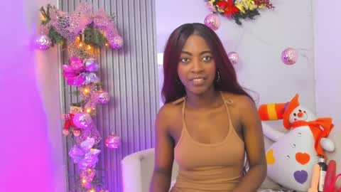 ebonydreams01 online show from December 31, 3:31 pm