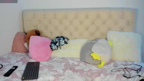 Snapshot of ebonygoddes03 chatting on March 6, 2:19 am Queen Ebony online show from March 6, 2:19 am