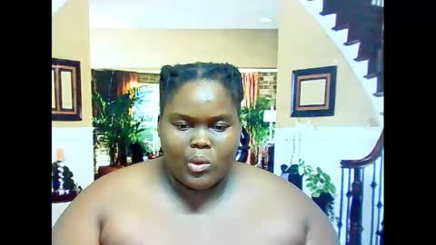 ebonyhotbuns4u2luv online show from February 8, 6:44 pm