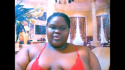 Snapshot of ebonyhotbuns4u2luv chatting on September 17, 7:01 pm ebonyhotbuns4u2luv online show from September 17, 7:01 pm