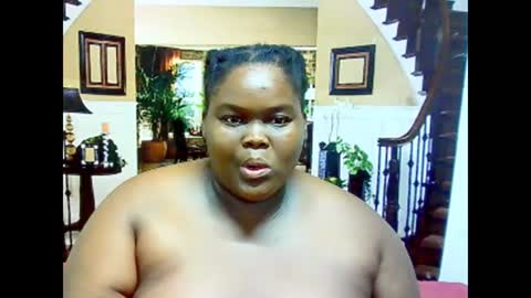 ebonyhotbuns4u2luv online show from February 5, 6:35 am