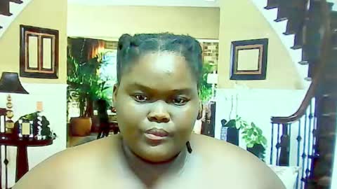 ebonyhotbuns4u2luv online show from February 7, 6:56 am