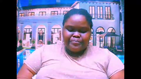 Snapshot of ebonyhotbuns4u2luv chatting on October 3, 8:52 am ebonyhotbuns4u2luv online show from October 3, 8:52 am