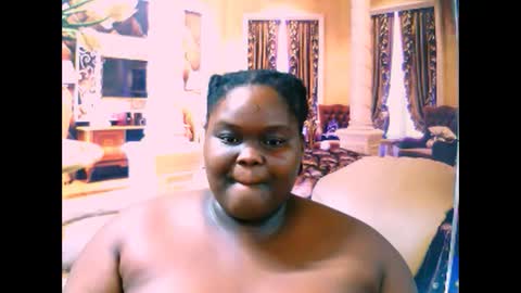 ebonyhotbuns4u2luv online show from January 31, 7:08 pm