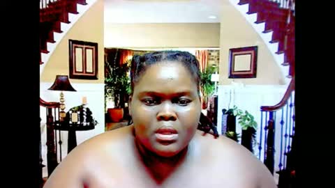 ebonyhotbuns4u2luv online show from January 25, 7:17 am