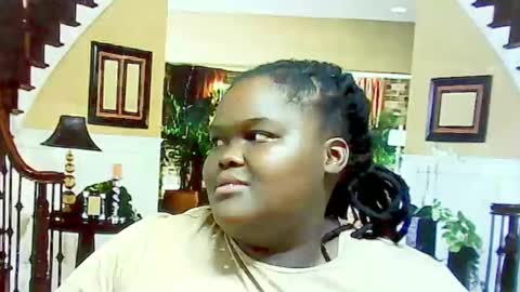 ebonyhotbuns4u2luv online show from February 15, 5:51 am