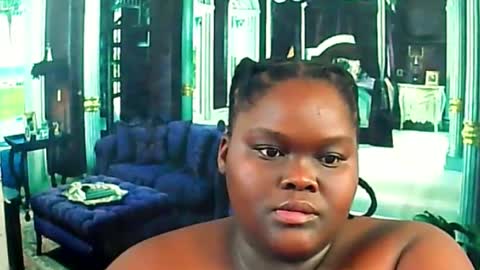 ebonyhotbuns4u2luv online show from January 21, 6:11 am