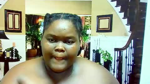 ebonyhotbuns4u2luv online show from January 26, 6:07 am