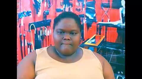 Snapshot of ebonyhotbuns4u2luv chatting on October 31, 7:18 pm ebonyhotbuns4u2luv online show from October 31, 7:18 pm