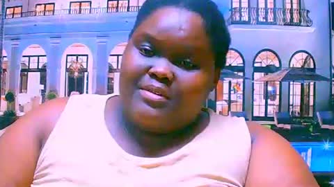 Snapshot of ebonyhotbuns4u2luv chatting on October 11, 6:21 pm ebonyhotbuns4u2luv online show from October 11, 6:21 pm