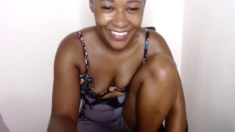 ebonylolo online show from February 19, 5:27 am