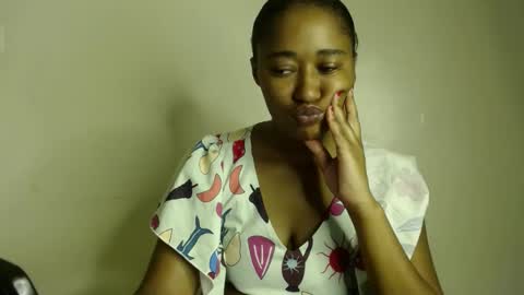 ebonylolo online show from January 24, 11:34 pm