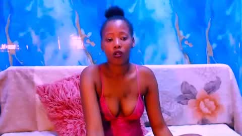 ebonypretty4u online show from October 22, 6:51 am