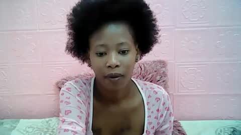 ebonypretty4u online show from September 30, 7:14 am