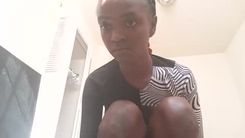 Bliss Thee Siren online show from October 18, 6:21 pm