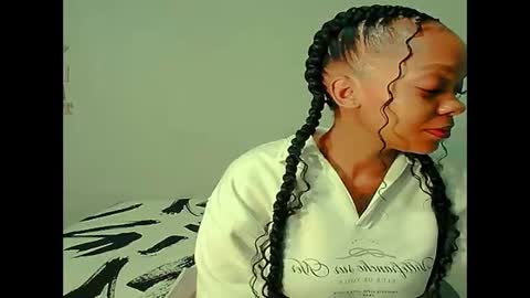 ebonyshy123 online show from January 10, 8:19 am