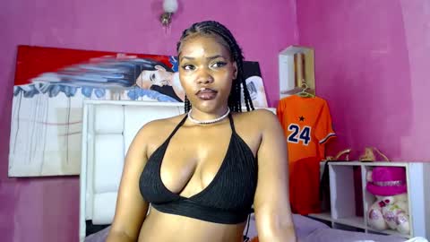 Smilz online show from December 8, 7:43 pm